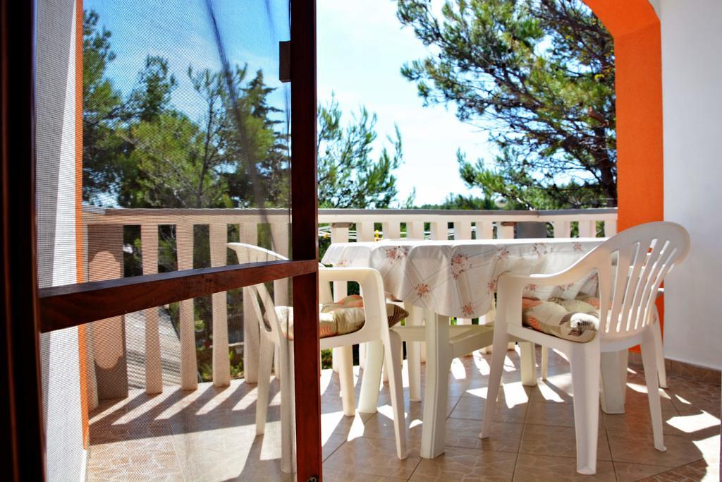 Apartments Joza Vir Exterior photo