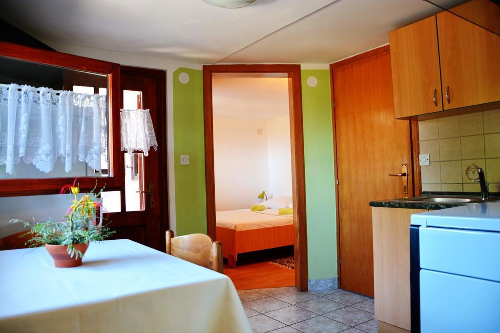 Apartments Joza Vir Exterior photo