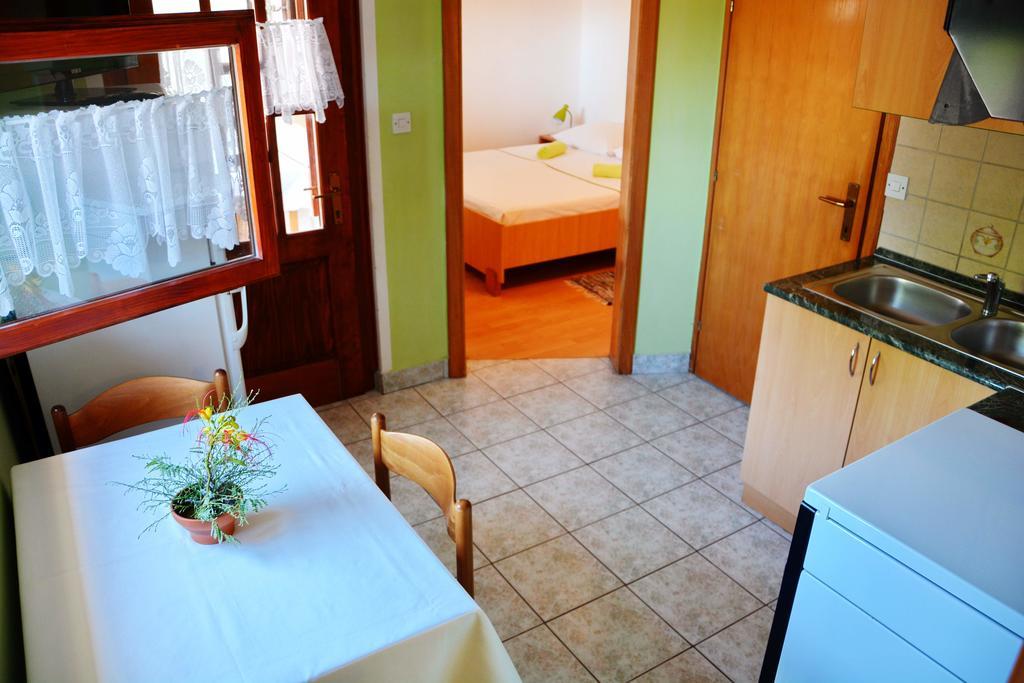 Apartments Joza Vir Exterior photo