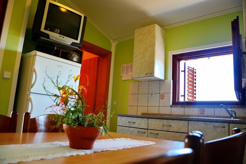 Apartments Joza Vir Exterior photo