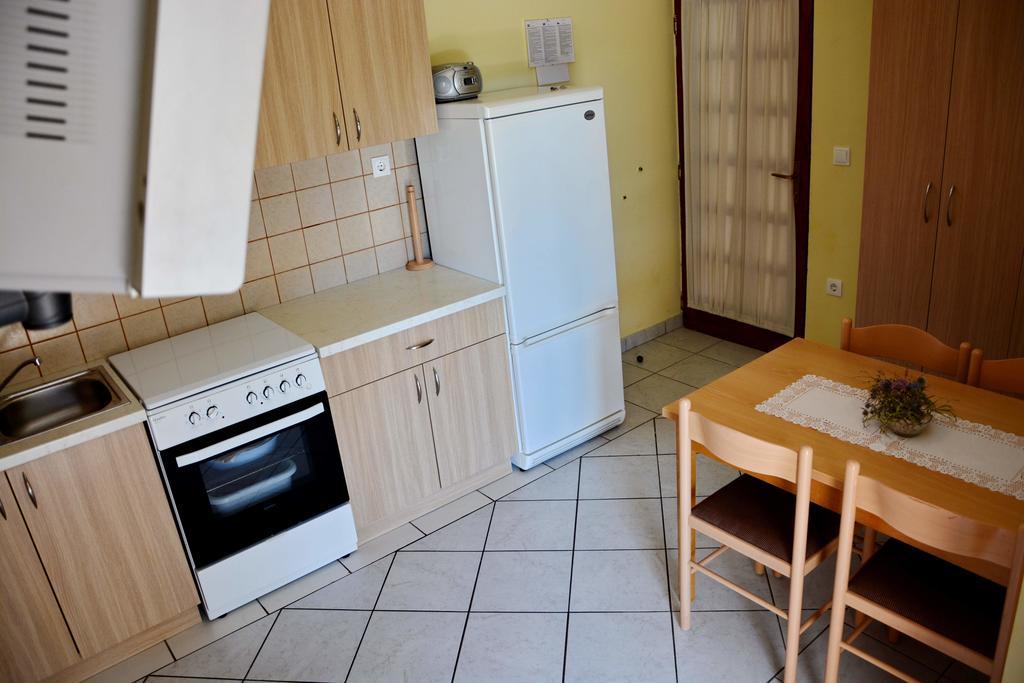 Apartments Joza Vir Exterior photo
